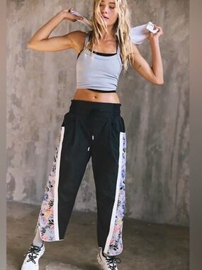 NWOT FP Movement by Free People Champ is Here Drawstring Pants black XS